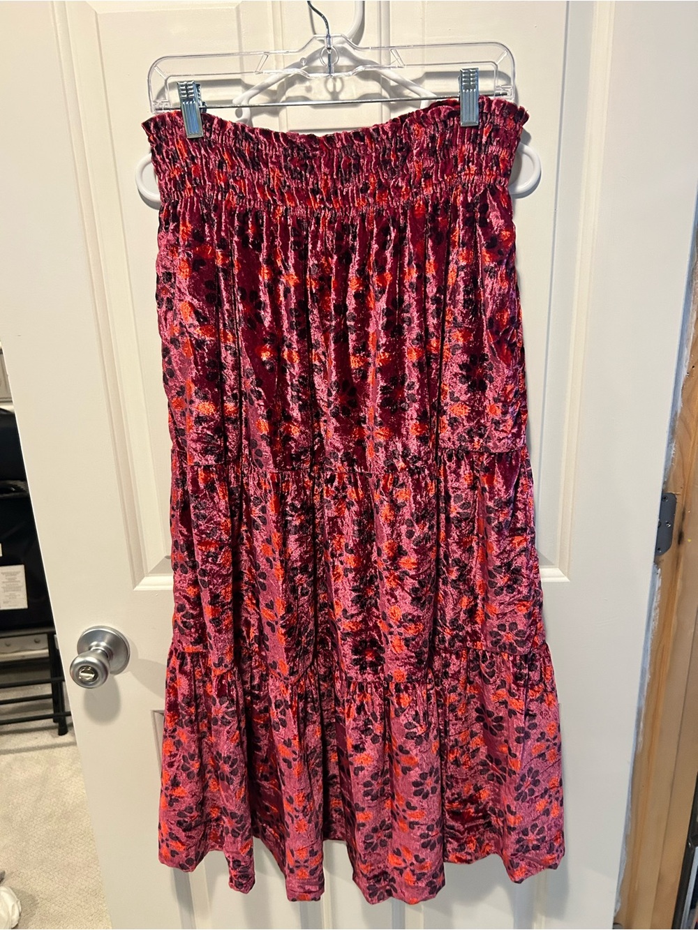 Anthropologie Somerset Women’s Floral Velvet Tiered Skirt - medium